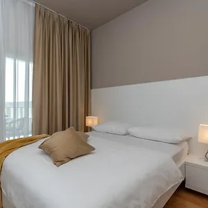 Ana Apartment