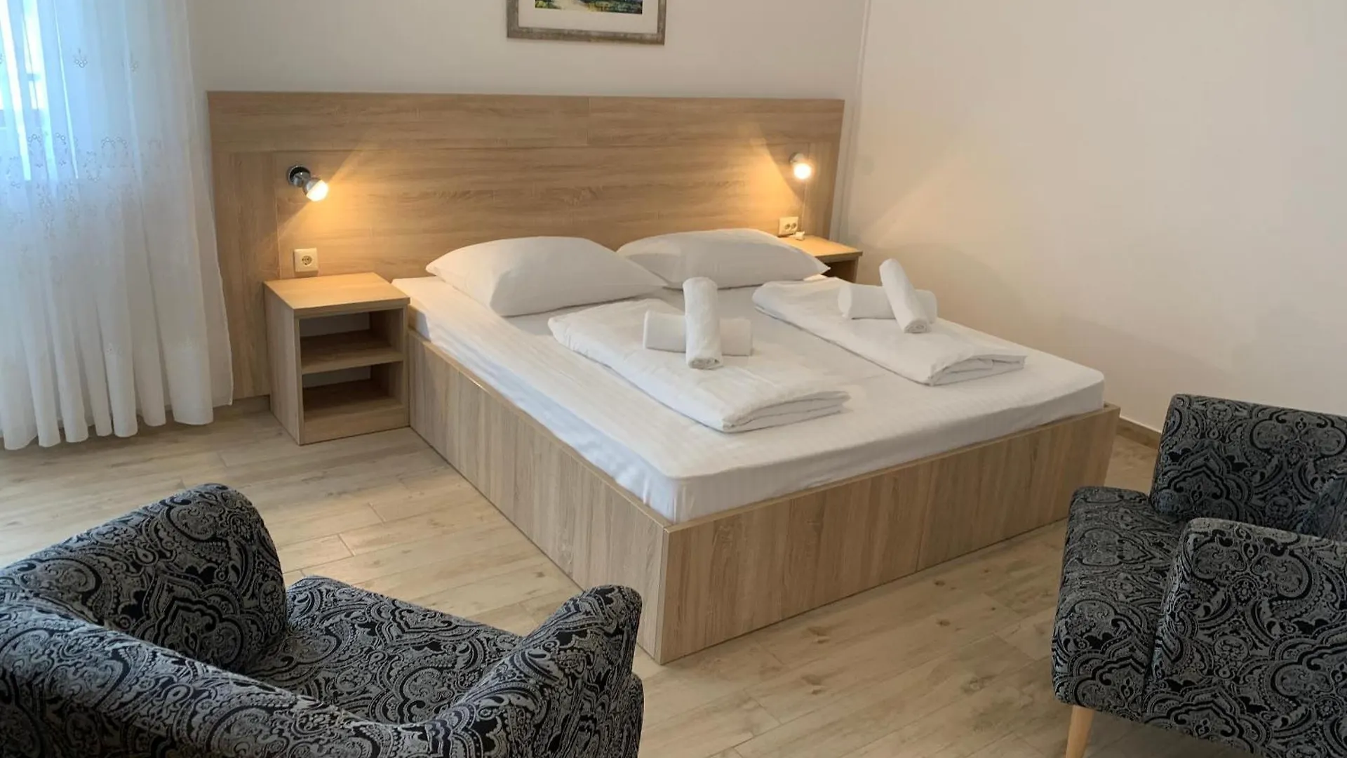 Couette-café Rooms & Pansion Odmor Rovanjska