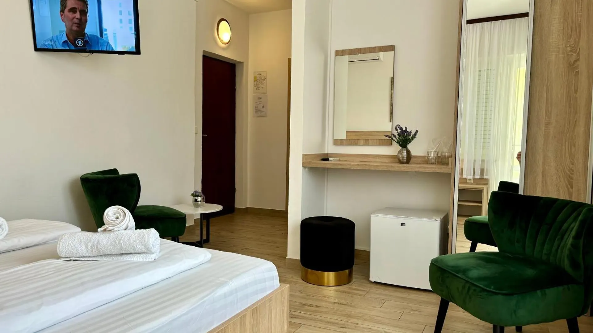 Rooms & Pansion Odmor Rovanjska