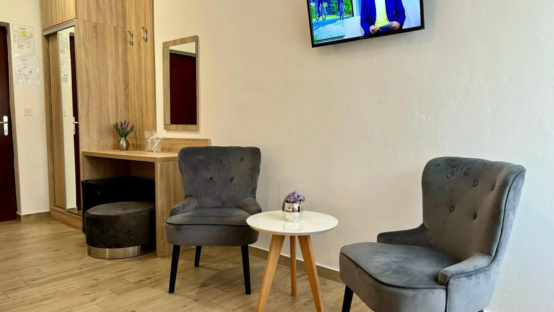 *** Couette-café Rooms & Pansion Odmor Rovanjska Croatie